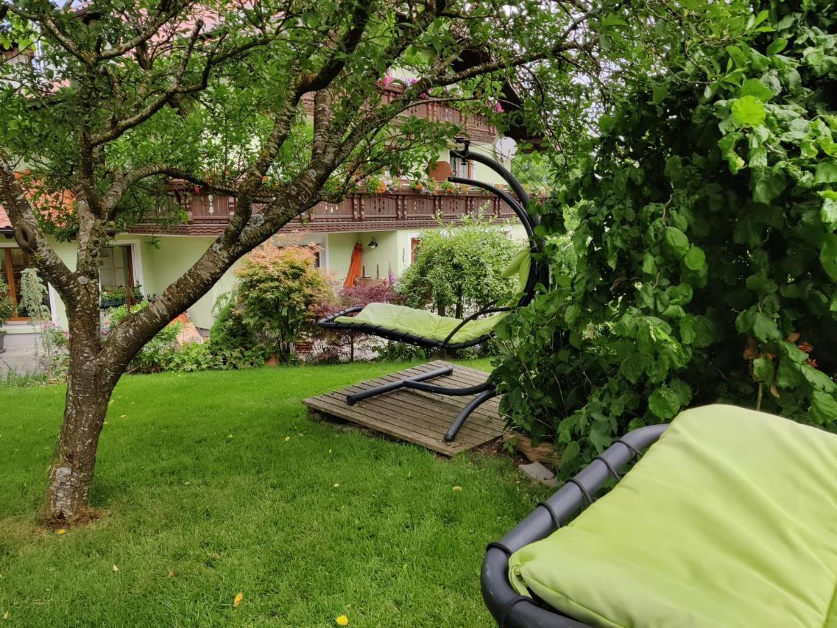Pension Holzapfel Занкт-Ґеорґен-ім-Аттерґау Екстер'єр фото